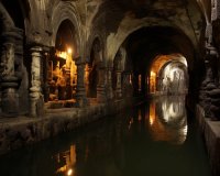 Katakombene og Seine-cruise: De mystiske og romantiske sidene av Paris